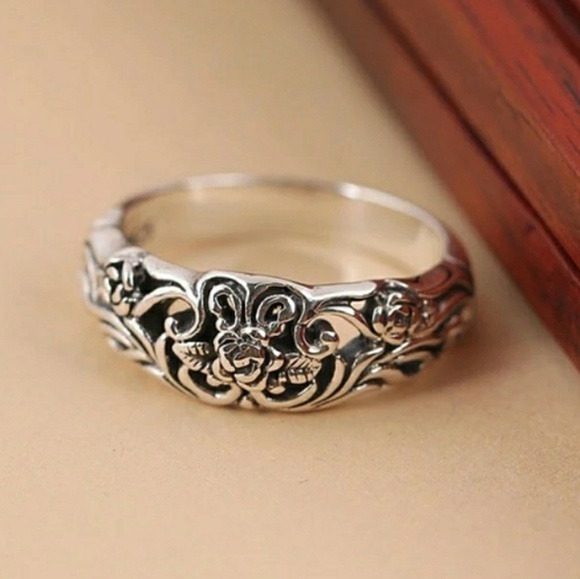 Jewelry - 925 Sterling Silver Rose Flower Ring